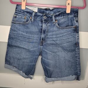 H&M Mid-Blue Denim Rolled-Hem Jean Shorts